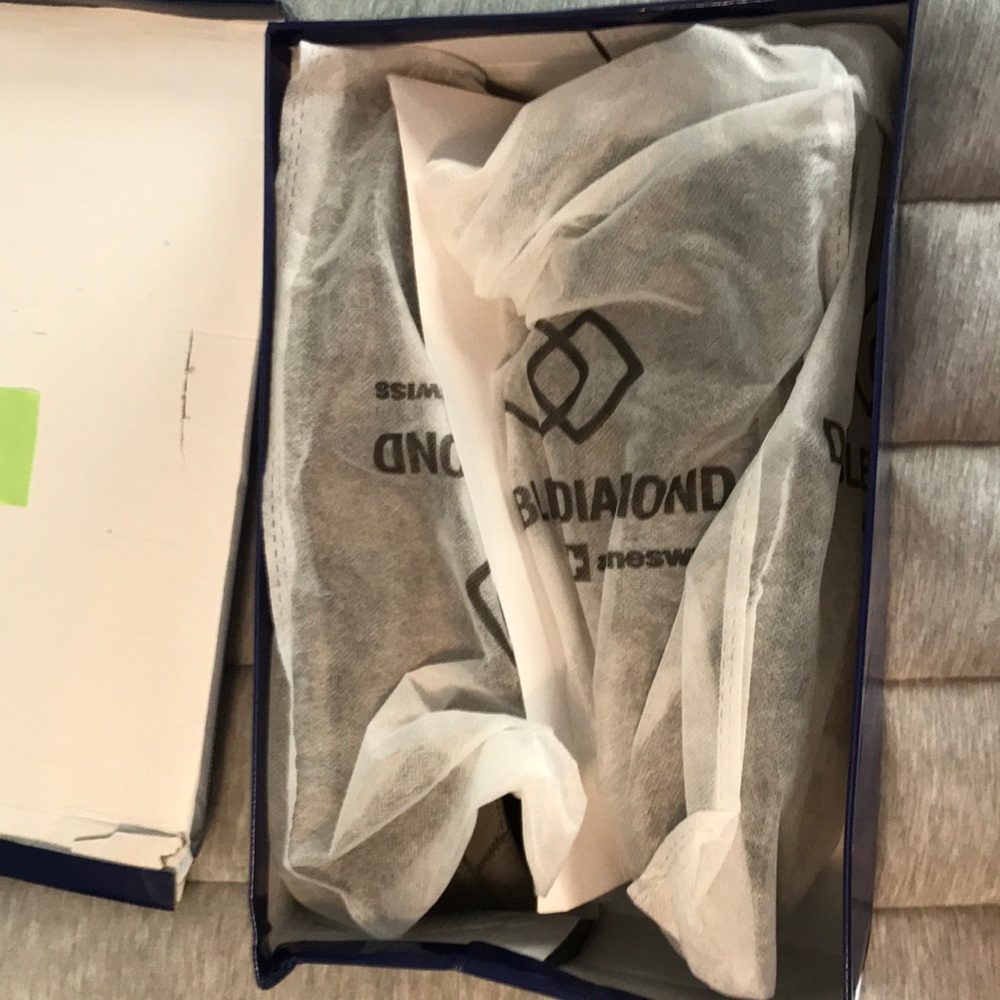 Double Diamond leather size 12